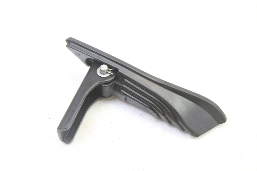 photo de ACHTERSTE RECHTER VOETSTEUN APRILIA SXR 50 (2021 - 2023) - Hoofdaanzicht