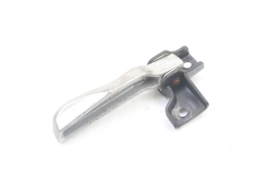 photo de ACHTERSTE RECHTER VOETSTEUN PEUGEOT TWEET 4T 50 (2018 - 2022) - Zoom op gebruiksstaat