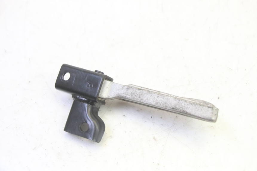 photo de ACHTERSTE RECHTER VOETSTEUN PEUGEOT TWEET PRO EFI 4T 50 (2021 - 2022) - Detail van het onderdeel