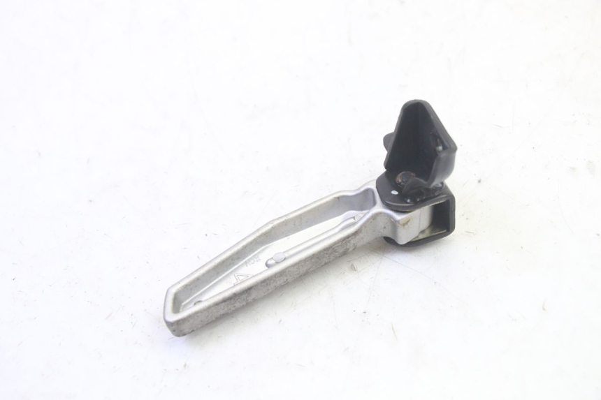 photo de ACHTERSTE RECHTER VOETSTEUN PEUGEOT TWEET PRO EFI 4T 50 (2021 - 2022) - Andere kijkhoek