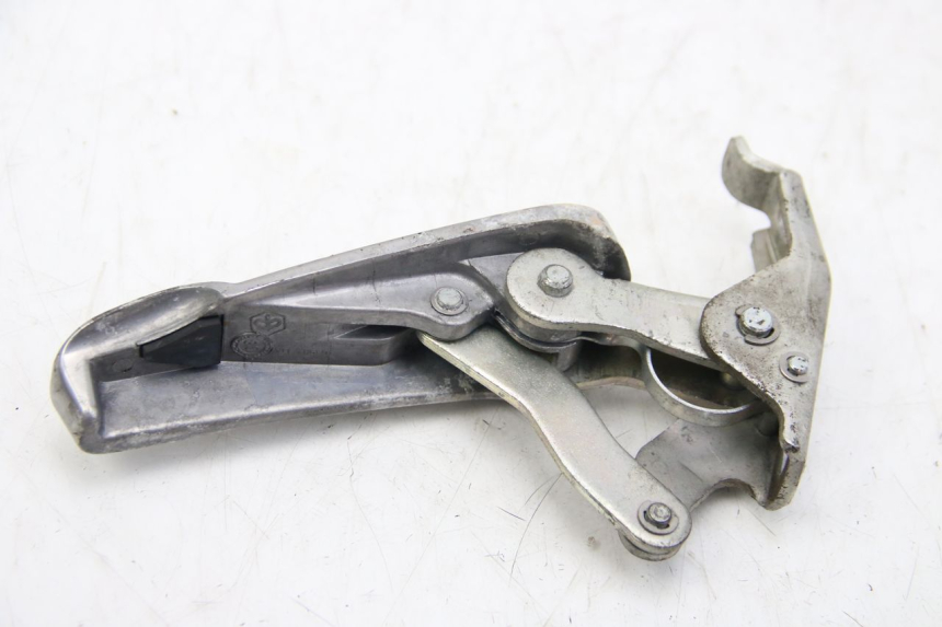 photo de ACHTERSTE RECHTER VOETSTEUN PIAGGIO VESPA GTS SUPER IE 125 (2009 - 2016) - Zoom op gebruiksstaat