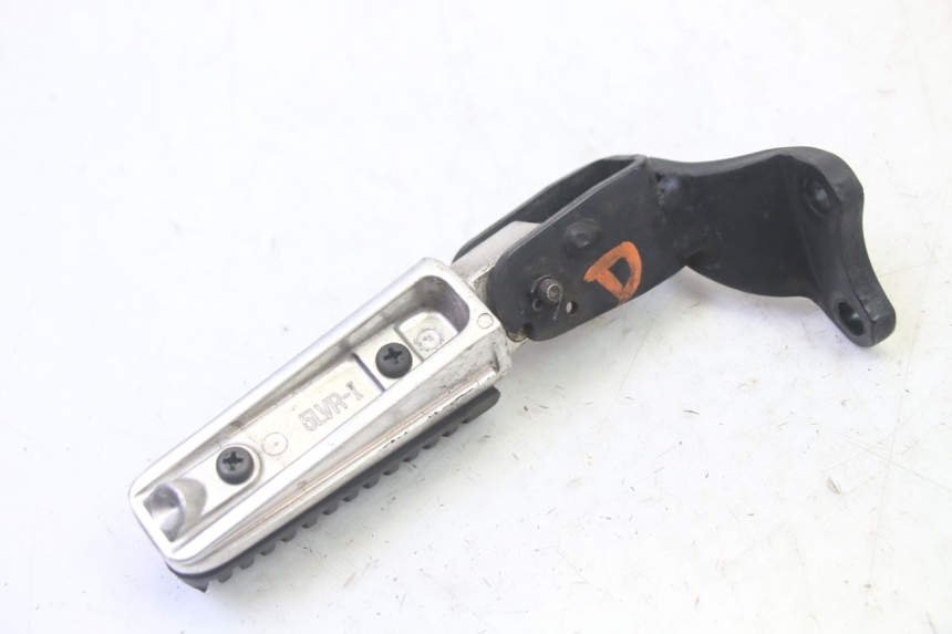 photo de ACHTERSTE RECHTER VOETSTEUN YAMAHA X-MAX XMAX 250 (2006 - 2009) - Andere kijkhoek