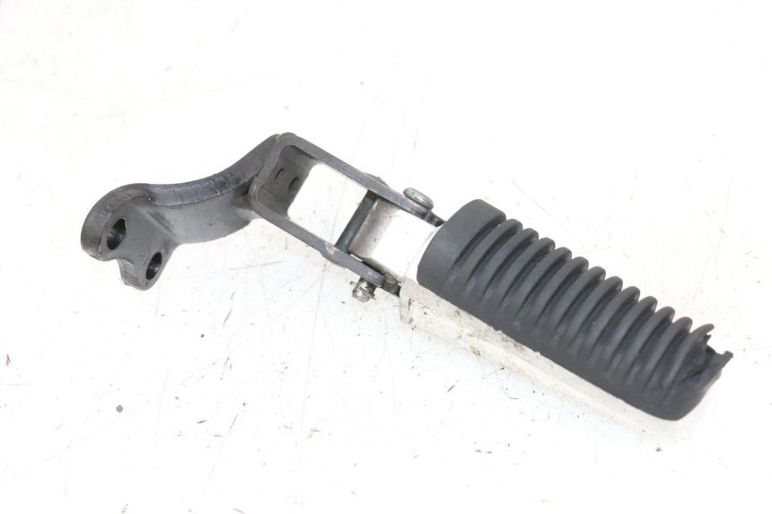 photo de ACHTERSTE RECHTER VOETSTEUN YAMAHA XMAX X-MAX 125 (2006 - 2009) - Hoofdaanzicht