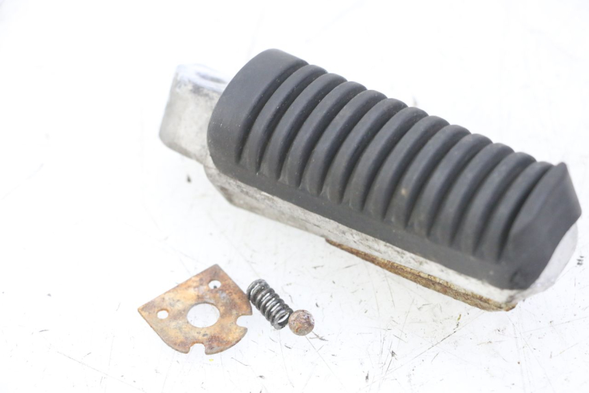 photo de ACHTERSTE RECHTER VOETSTEUN YAMAHA XJ6 ABS 600 (2008 - 2016) - Technische close-up