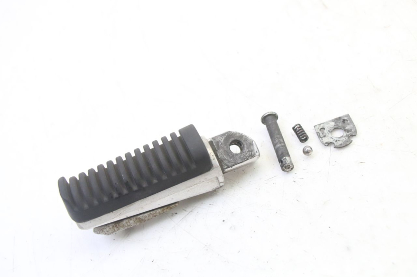 photo de ACHTERSTE RECHTER VOETSTEUN YAMAHA XJ6 ABS 600 (2008 - 2016) - Hoofdaanzicht