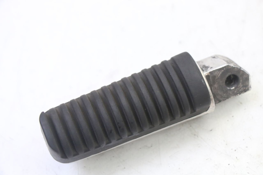 photo de ACHTERSTE RECHTER VOETSTEUN YAMAHA XJ6 ABS 600 (2008 - 2016) - Detail van het onderdeel