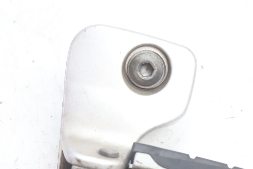 photo de ACHTERSTE LINKER VOETSTEUN BMW C1 125 (2000 - 2003) - Andere kijkhoek