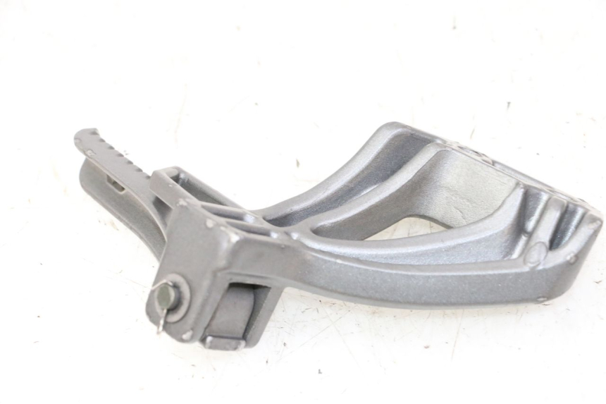 photo de ACHTERSTE LINKER VOETSTEUN ORCAL CAVARO 4T 50 (2019 - 2023) - Zoom op gebruiksstaat