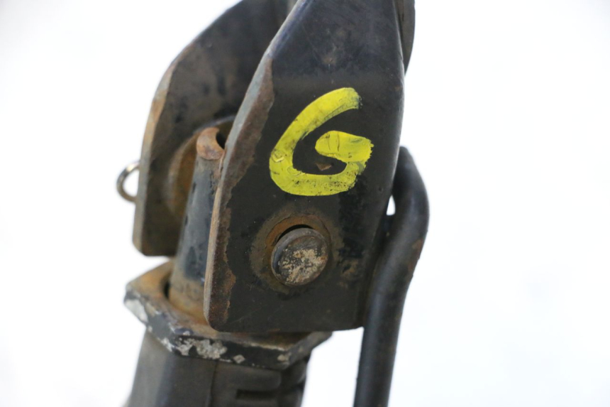 photo de LINKER ACHTERSTE VOETSTEUN HONDA CB TWO FIFTY 250 (1991 - 2002) - Bevestigingspunten