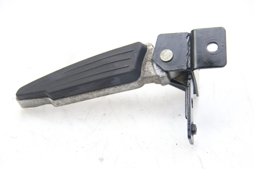 photo de ACHTERSTE LINKER VOETSTEUN PEUGEOT CITYSTAR AIR 125 (2014 - 2017) - Andere kijkhoek