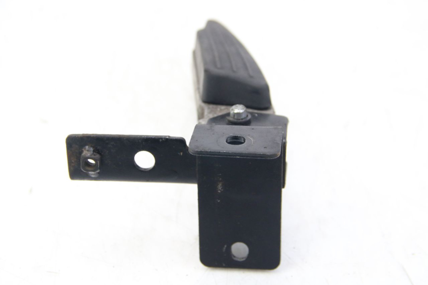 photo de ACHTERSTE LINKER VOETSTEUN PEUGEOT CITYSTAR 125 (2011 - 2017) - Zoom op gebruiksstaat