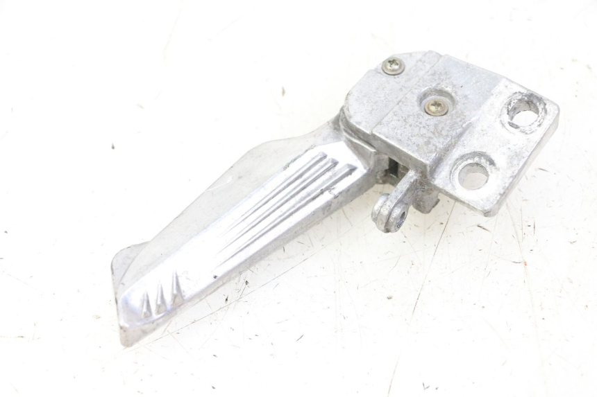 photo de ACHTERSTE LINKER VOETSTEUN JM MOTORS EVOLIS 4T 50 (2018 - 2022) - Detail van het onderdeel