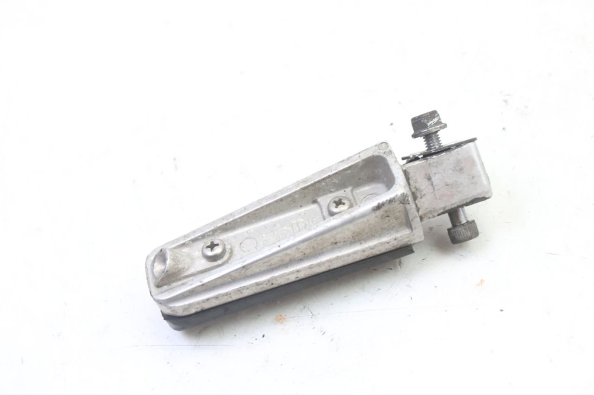 photo de ACHTERSTE LINKER VOETSTEUN YAMAHA FZ6 FAZER S2 600 (2007 - 2011) - Andere kijkhoek