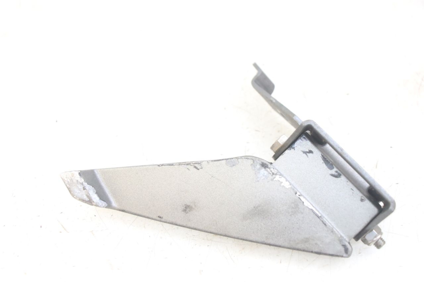 photo de ACHTERSTE LINKER VOETSTEUN PEUGEOT GEOPOLIS RS 125 (2007 - 2009) - Zoom op gebruiksstaat