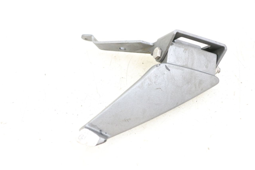 photo de ACHTERSTE LINKER VOETSTEUN PEUGEOT GEOPOLIS RS 125 (2007 - 2009) - Andere kijkhoek