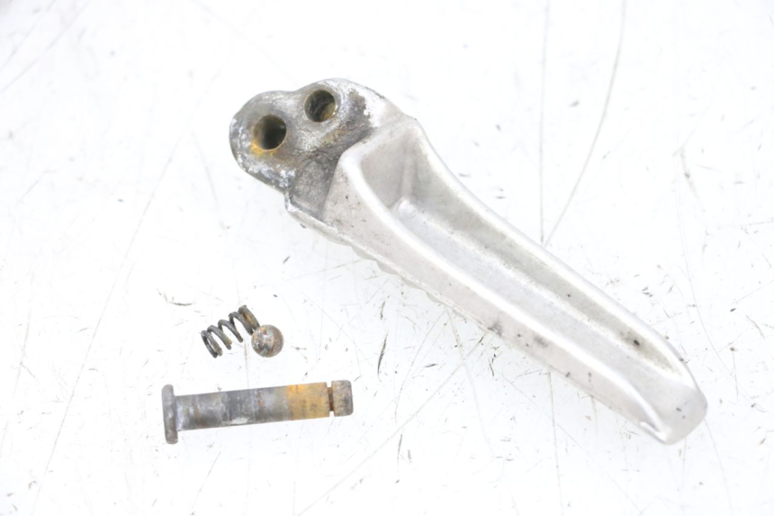 photo de ACHTERSTE LINKER VOETSTEUN SUZUKI GSXR GSX-R 1000 (2003 - 2004) - Zoom op gebruiksstaat