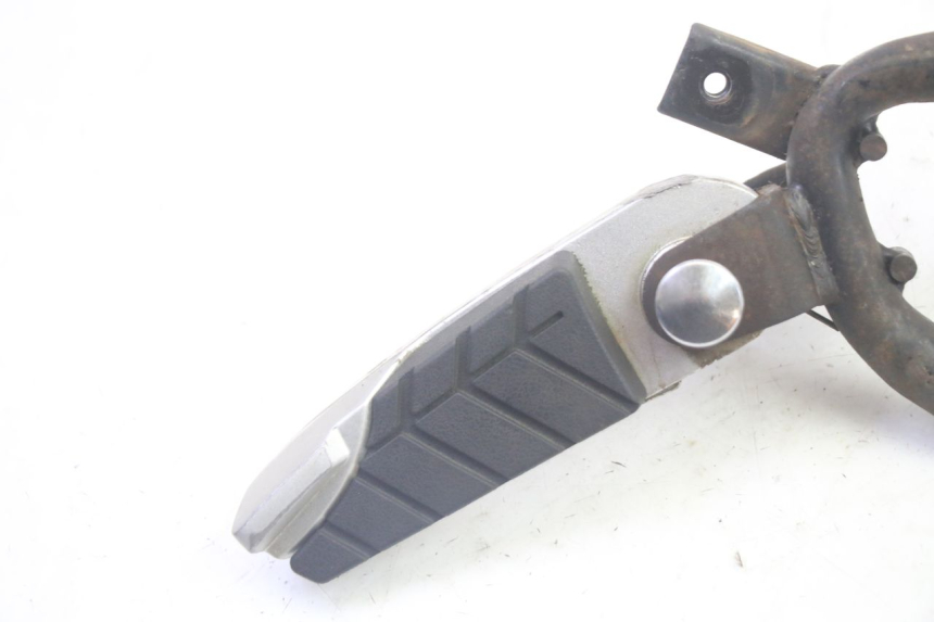 photo de ACHTERSTE LINKER VOETSTEUN SYM GTS EVO 125 (2009 - 2013) - Detail van het onderdeel