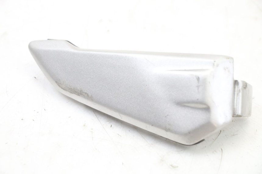 photo de ACHTERSTE LINKER VOETSTEUN HONDA SH i 300 (2015 - 2020) - Zoom op gebruiksstaat