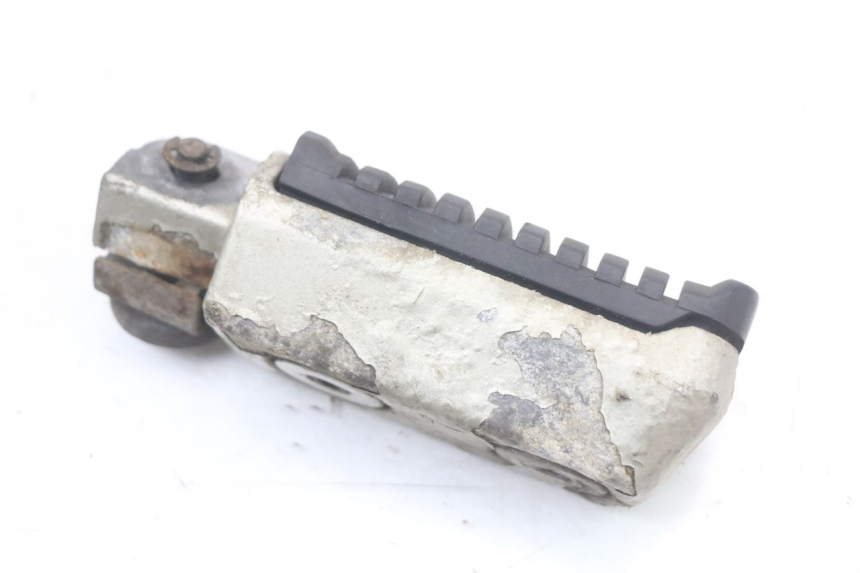 photo de ACHTERSTE LINKER VOETSTEUN KAWASAKI GTR 1000 (1994 - 2004) - Zoom op gebruiksstaat