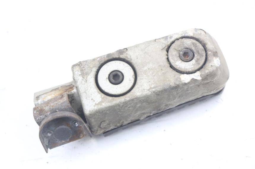 photo de ACHTERSTE LINKER VOETSTEUN KAWASAKI GTR 1000 (1994 - 2004) - Technische close-up