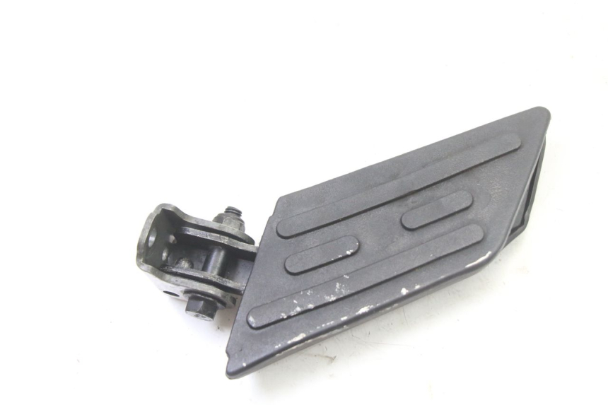 photo de ACHTERSTE LINKER VOETSTEUN PEUGEOT KISBEE 2T 50 (2018 - 2022) - Detail van het onderdeel