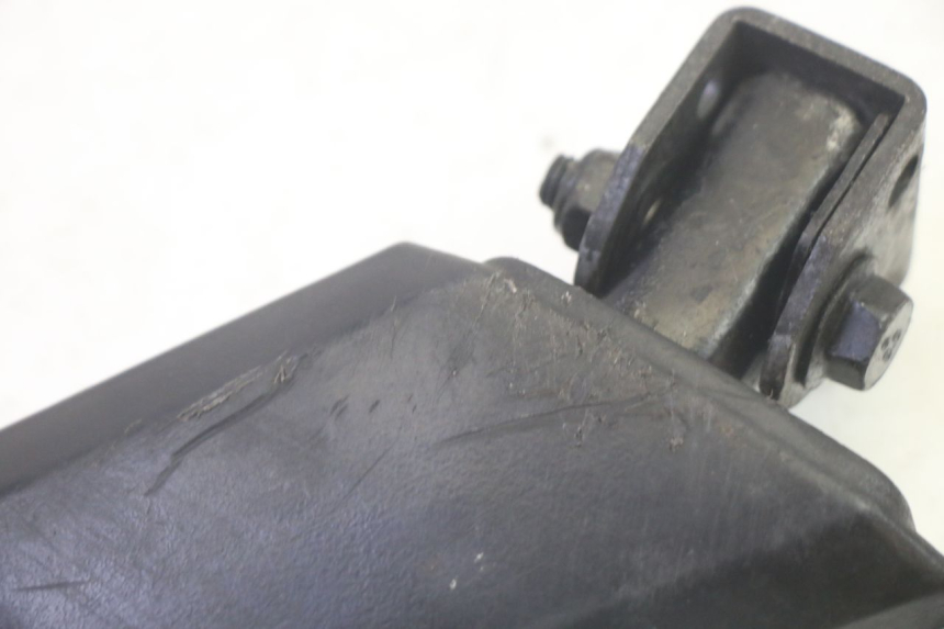 photo de ACHTERSTE LINKER VOETSTEUN PEUGEOT KISBEE 4T 50 (2018 - 2022) - Overzicht