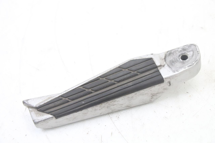 photo de ACHTERSTE LINKER VOETSTEUN KYMCO XCITING 500 (2007 - 2010) - Zoom op gebruiksstaat