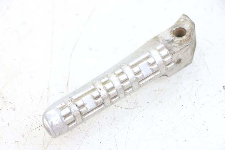 photo de ACHTERSTE LINKER VOETSTEUN MBK X-LIMIT XLIMIT 50 (2007 - 2012) - Hoofdaanzicht