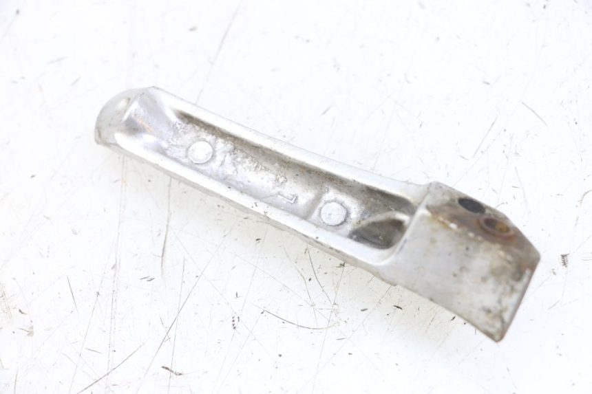 photo de ACHTERSTE LINKER VOETSTEUN MBK X-LIMIT XLIMIT 50 (2007 - 2012) - Detail van het onderdeel