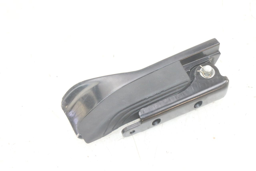 photo de ACHTERSTE LINKER VOETSTEUN PIAGGIO MP3 HPE 300 (2019 - 2026) - Technische close-up