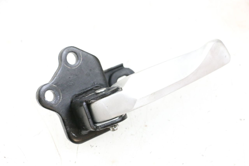 photo de ACHTERSTE LINKER VOETSTEUN YAMAHA NEO'S CORE 1 (2022 - 2026) - Detail van het onderdeel