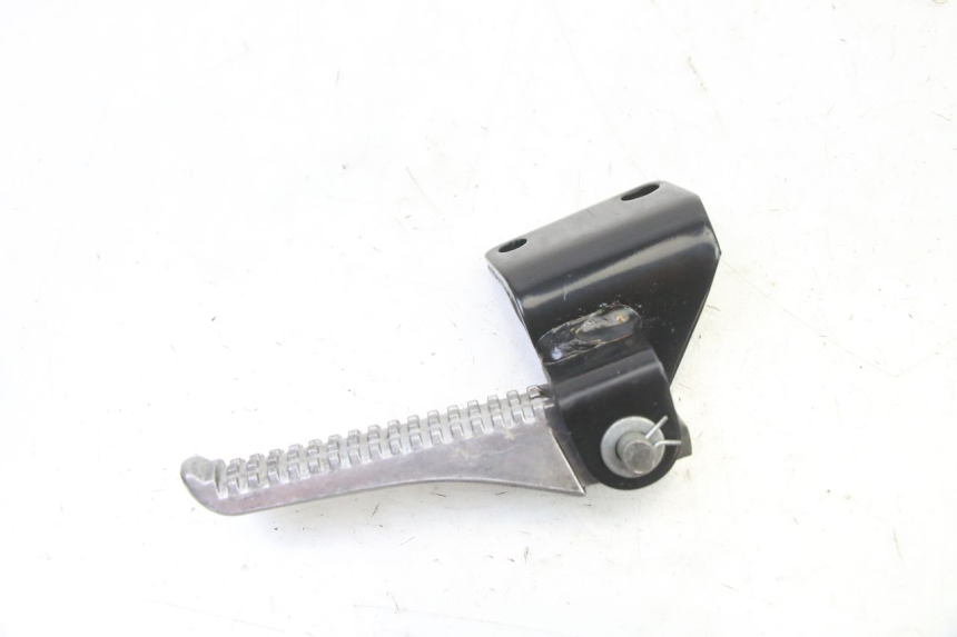 photo de ACHTERSTE LINKER VOETSTEUN PIAGGIO NRG POWER PUREJET 50 (2018 - 2021) - Detail van het onderdeel