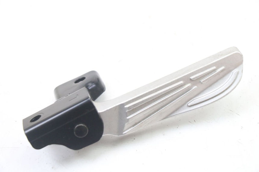 photo de ACHTERSTE LINKER VOETSTEUN PEUGEOT TWEET 4T 50 (2023 - 2025) - Hoofdaanzicht