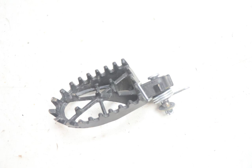 photo de LINKER ACHTERSTE VOETSTEUN APOLLO RFZ 150 - Hoofdaanzicht