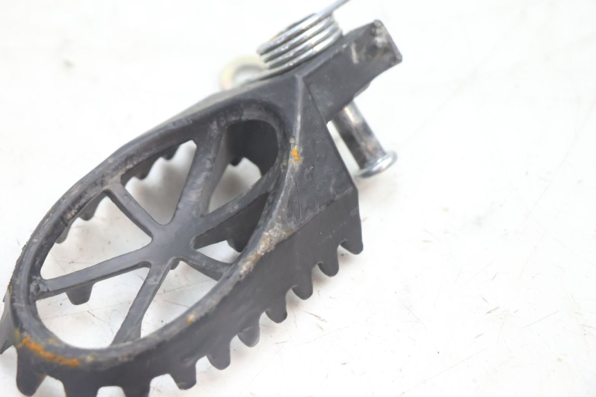 photo de LINKER ACHTERSTE VOETSTEUN APOLLO RFZ 150 - Technische close-up