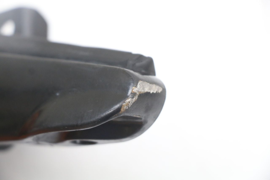 photo de ACHTERSTE LINKER VOETSTEUN GILERA RUNNER SP 50 (2009 - 2017) - Technische close-up