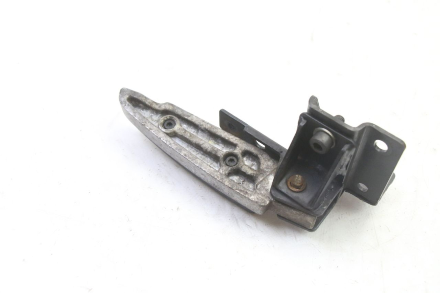 photo de ACHTERSTE LINKER VOETSTEUN PEUGEOT SATELIS 125 (2013 - 2018) - Technische close-up