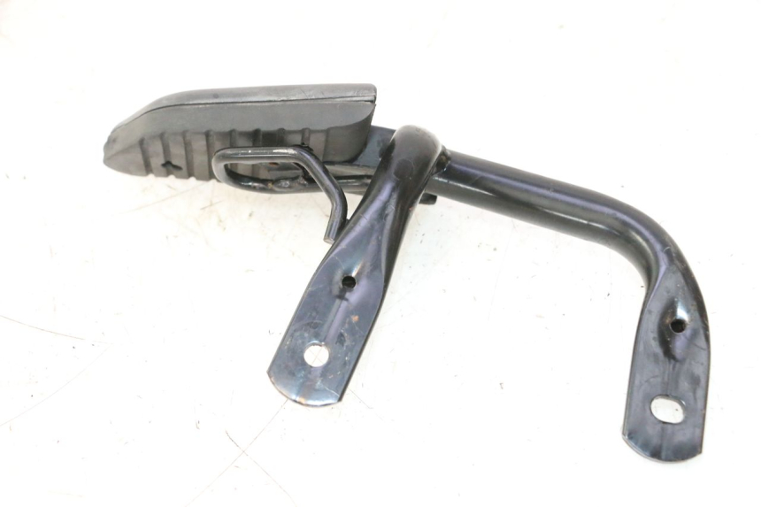 photo de ACHTERSTE LINKER VOETSTEUN HONDA SH 125 (2001 - 2003) - Zoom op gebruiksstaat