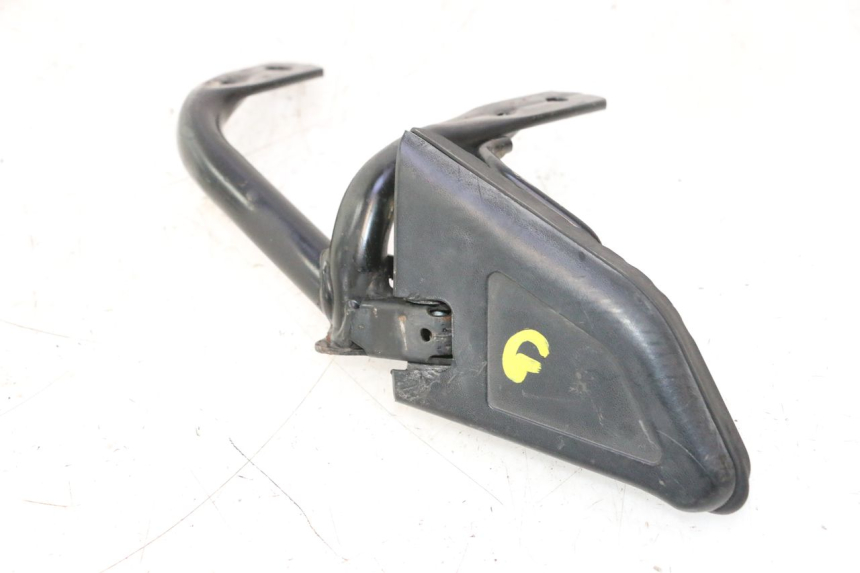 photo de ACHTERSTE LINKER VOETSTEUN HONDA SH 125 (2001 - 2003) - Andere kijkhoek