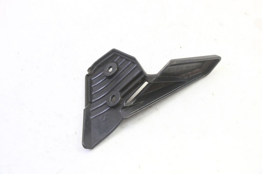 photo de ACHTERSTE LINKER VOETSTEUN APRILIA SR R 2T LC 50 (2018 - 2021) - Andere kijkhoek