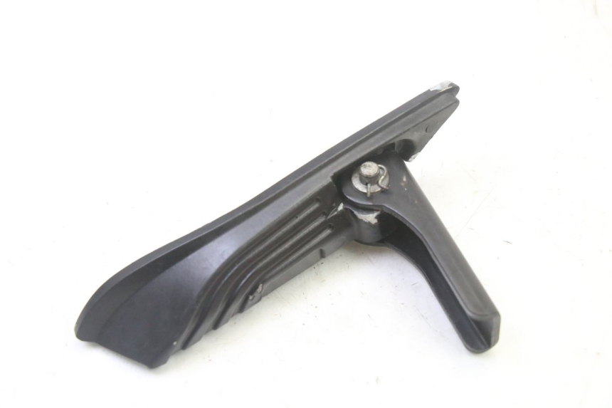 photo de ACHTERSTE LINKER VOETSTEUN APRILIA SXR 50 (2021 - 2023) - Hoofdaanzicht