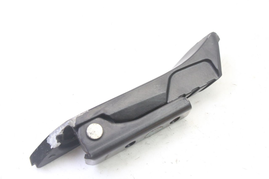 photo de ACHTERSTE LINKER VOETSTEUN APRILIA SXR 50 (2021 - 2023) - Bevestigingspunten