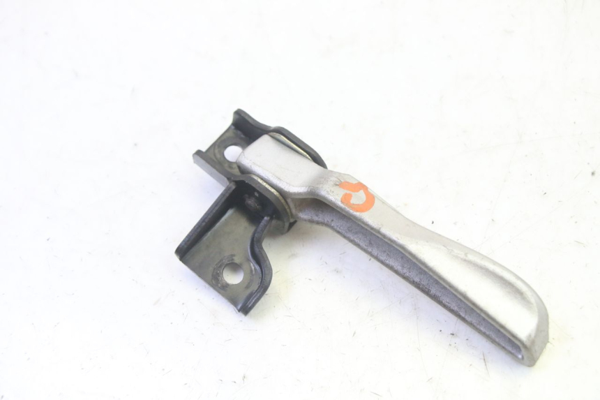 photo de ACHTERSTE LINKER VOETSTEUN PEUGEOT TWEET PRO EFI 4T 50 (2021 - 2022) - Technische close-up