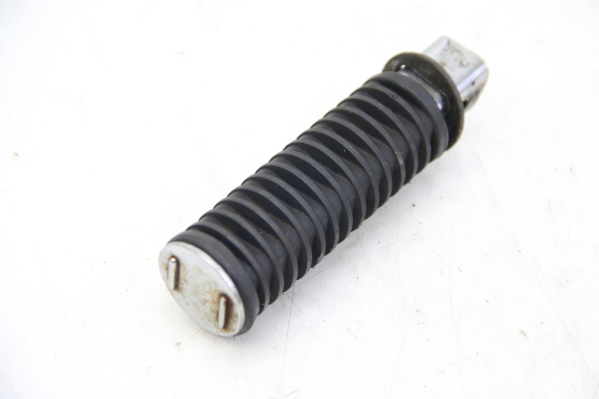 photo de ACHTERSTE LINKER VOETSTEUN HONDA VT C SHADOW 125 (1999 - 2007) - Hoofdaanzicht