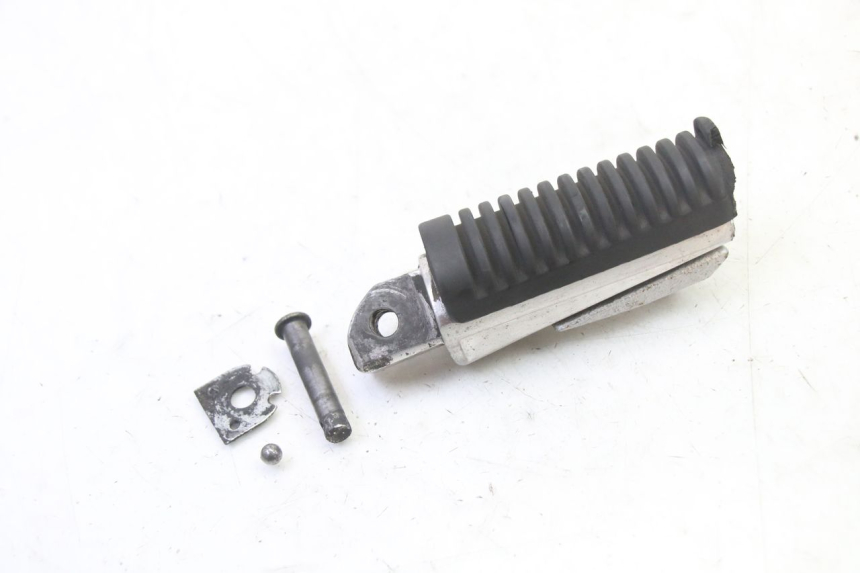 photo de ACHTERSTE LINKER VOETSTEUN YAMAHA XJ6 ABS 600 (2008 - 2016) - Hoofdaanzicht