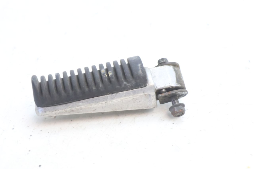 photo de LINKER ACHTERSTE VOETSTEUN YAMAHA XJR 1300 (1998 - 2002) - Detail van het onderdeel