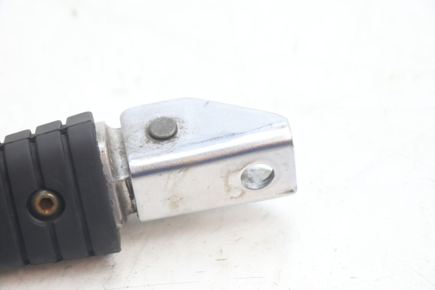 photo de LINKER ACHTERSTE VOETSTEUN YAMAHA XV VIRAGO 535 (1988 - 2004) - Zoom op gebruiksstaat