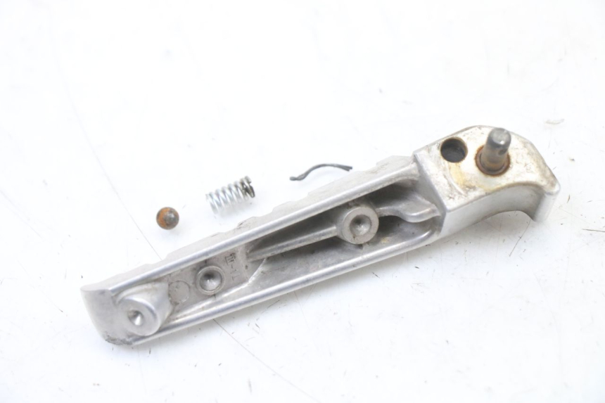 photo de ACHTERSTE LINKER VOETSTEUN YAMAHA X-MAX XMAX ABS 250 (2010 - 2014) - Andere kijkhoek