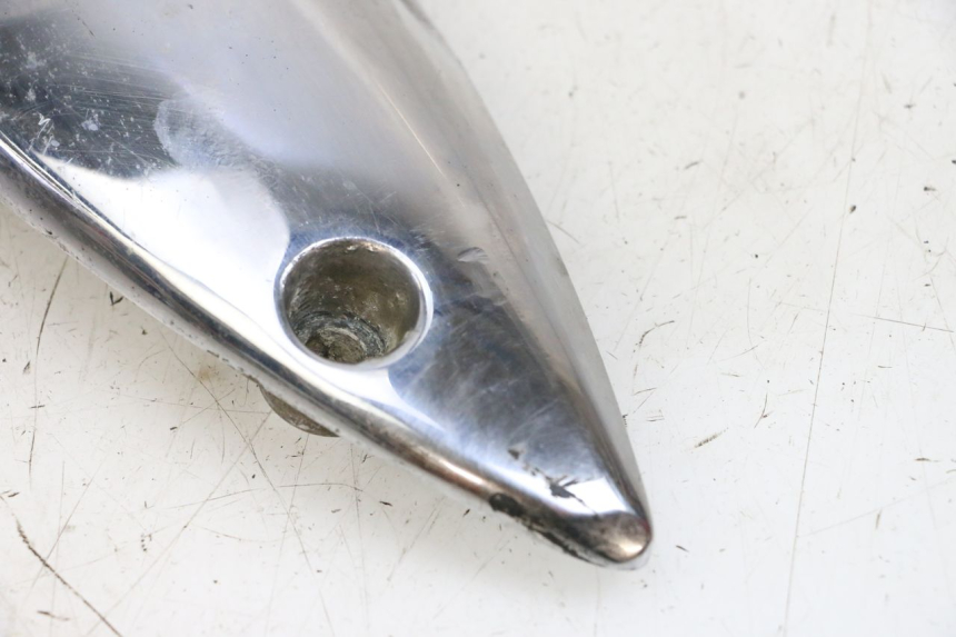 photo de ACHTERSTE LINKER VOETSTEUN KYMCO ZING 125 (1997 - 2003) - Detail van het onderdeel