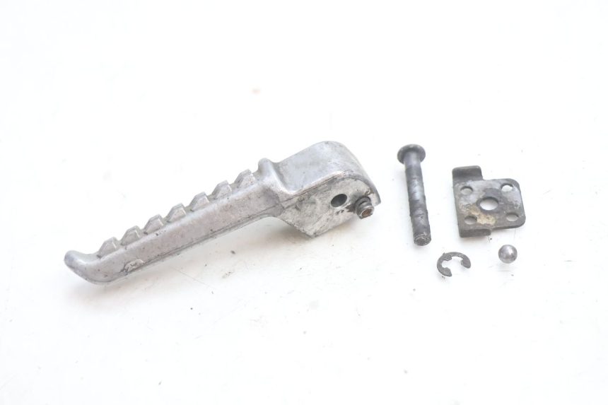 photo de LINKER ACHTERSTE VOETSTEUN KAWASAKI ZX-6R ZX6R 600 (2000 - 2002) - Detail van het onderdeel